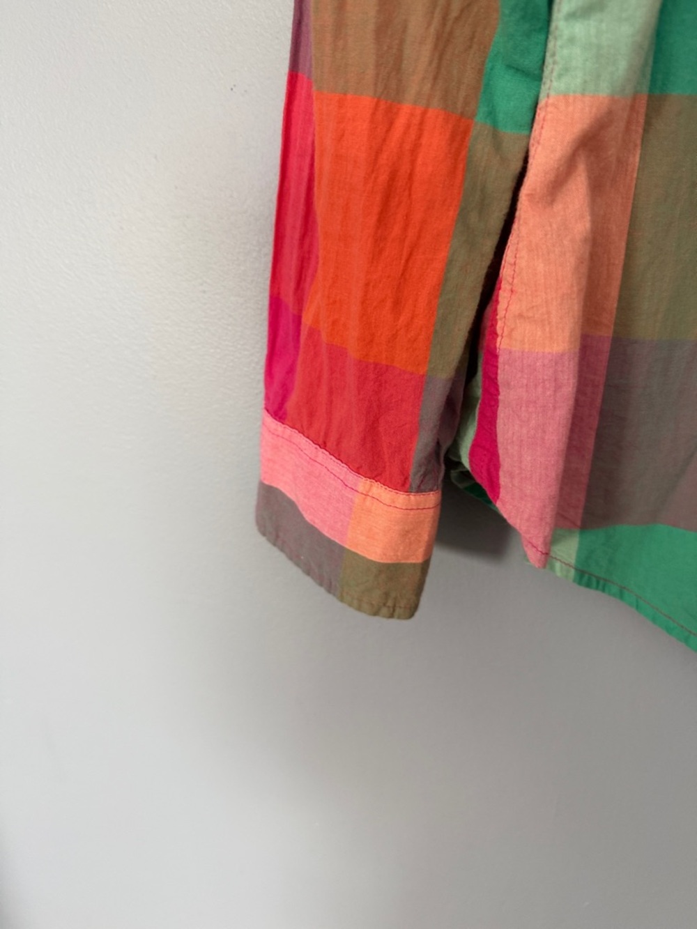 Gap Multicolor Plaid Button Down Shirt Size Small Lightweight Boyfriend Fit - Picture 5 of 9
